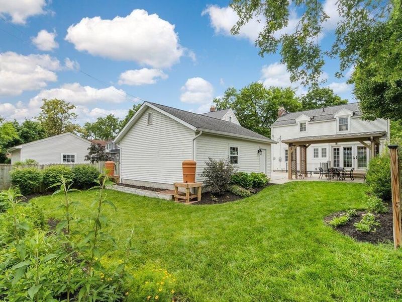 235 Fallis Road , Columbus, OH 43214 Photo 15