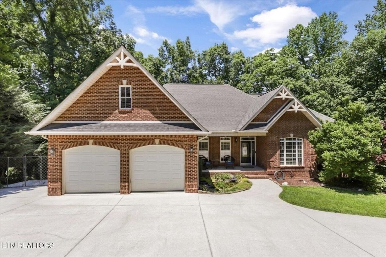103 Winchester Circle, Oak Ridge, TN 37830 Main Photo