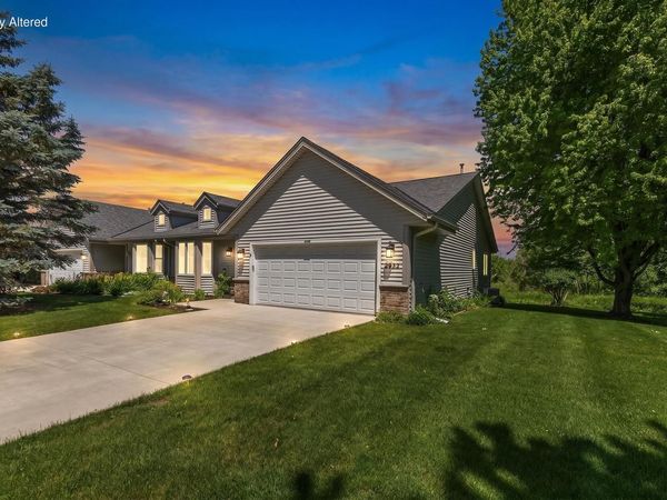 2924 Valley AVENUE, West Bend, WI 53095