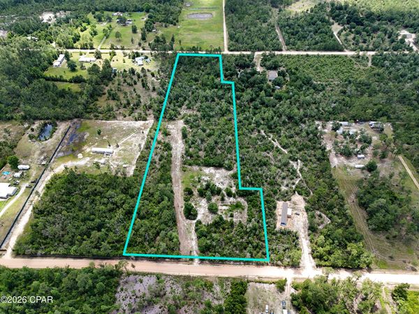 19511 Ross Road , Fountain, FL 32438