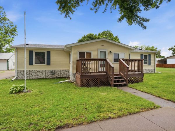 408 BURLINGTON ST, Conesville, IA 52739