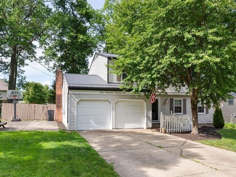 492 Hickory Hollow Drive , Canfield, OH 44406 Photo 2