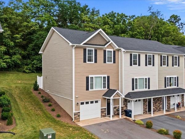 1104 BLUEMOON DR, ROCKINGHAM, VA 22801