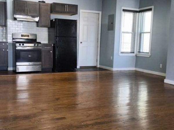 210 Hope St, Unit 1N, Fall River, MA 02721