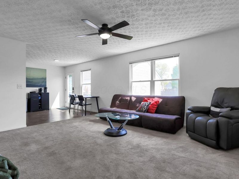 4040 Graves Drive , Obetz, OH 43207 Photo 7