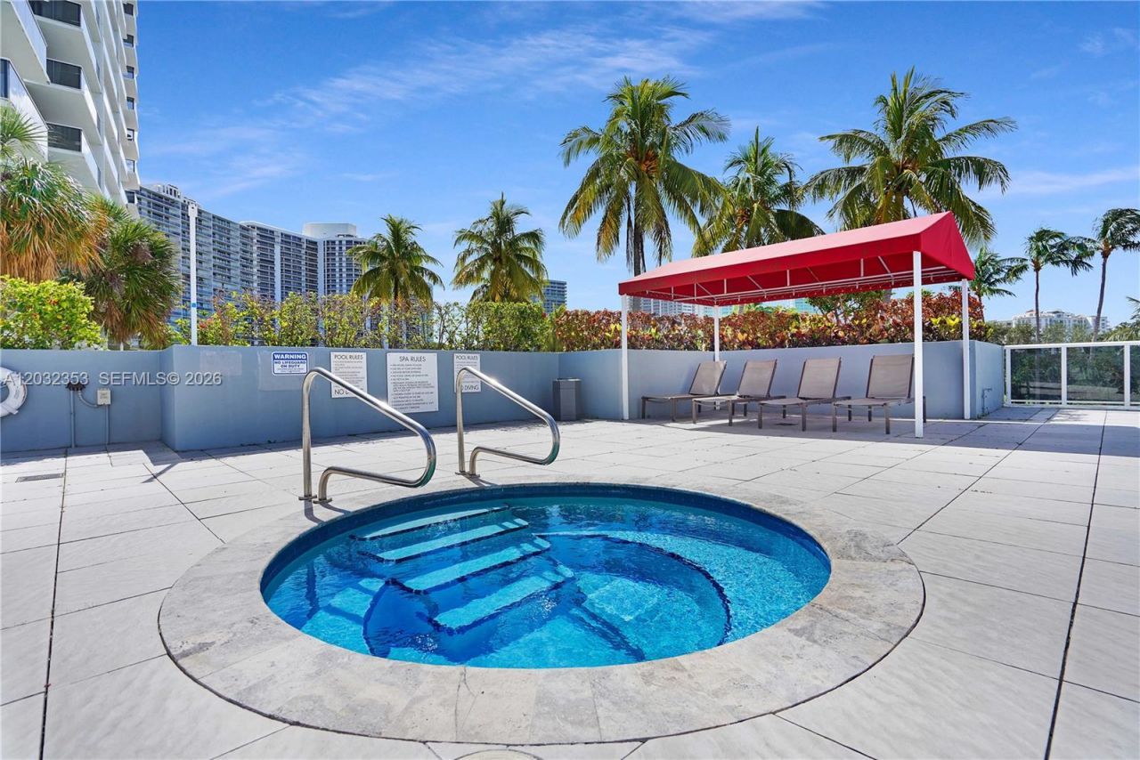 3625 N Country Club Dr, Unit 603, Aventura, FL 33180 Photo