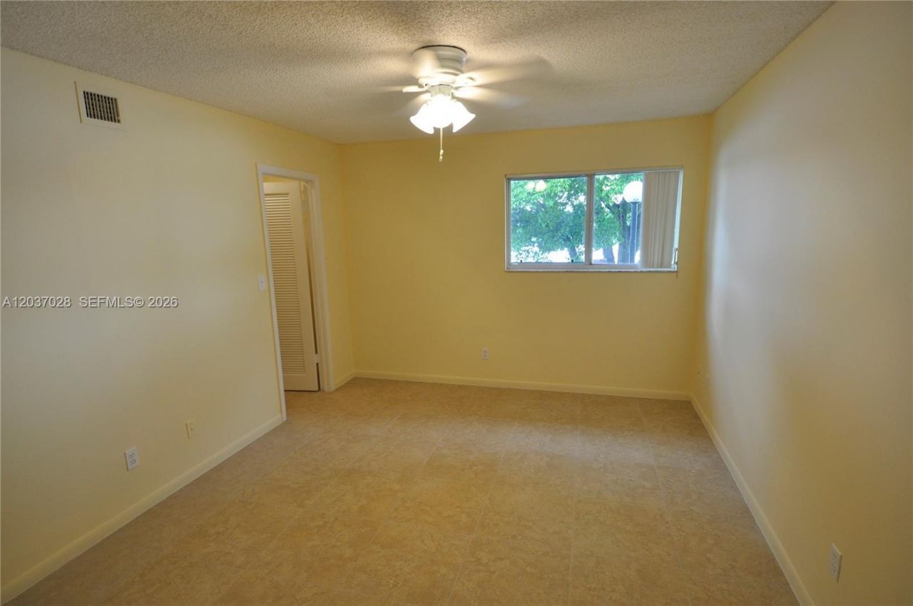 3473 NW 44th St , Unit 103, Oakland Park, FL 33309 Photo