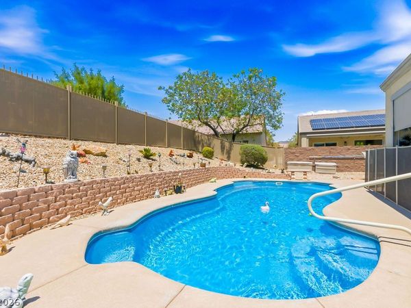 2504 Shore Bird Avenue , North Las Vegas, NV 89084