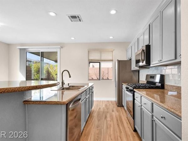 7658 Engleberg Avenue , Las Vegas, NV 89178