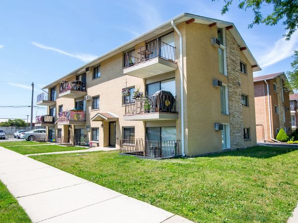6101 W 64th Place , Unit 4, Chicago, IL 60638
