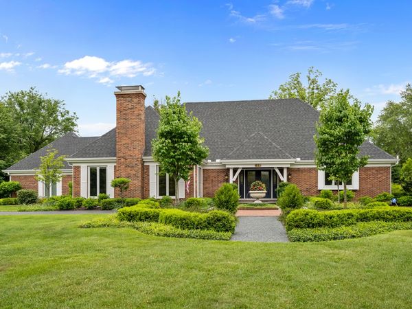 150 N Suffolk Lane , Lake Forest, IL 60045