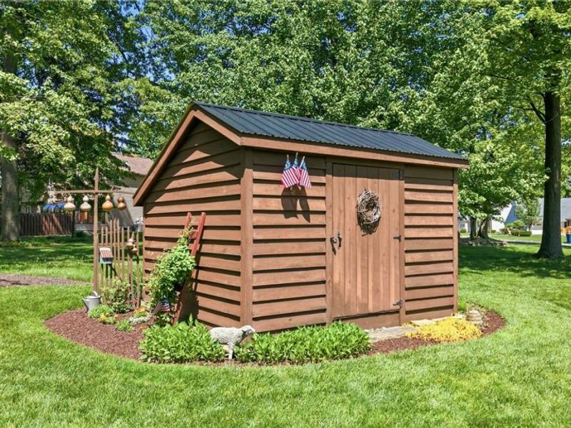 141 Southdale Boulevard, Cortland, OH 44410 Photo 10