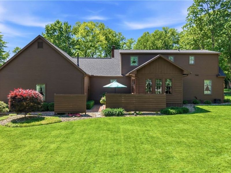 141 Southdale Boulevard, Cortland, OH 44410 Photo 5