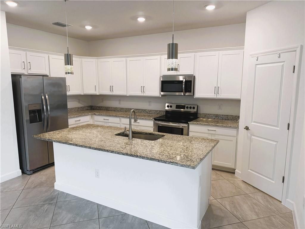 13856 Pine Lodge Ln , Fort Myers, FL 33913 Photo