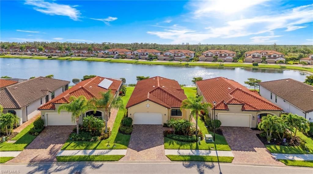 1575 Santiago Cir, Naples, FL 34113 Photo