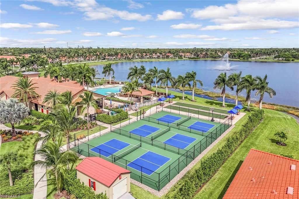 1575 Santiago Cir, Naples, FL 34113 Photo