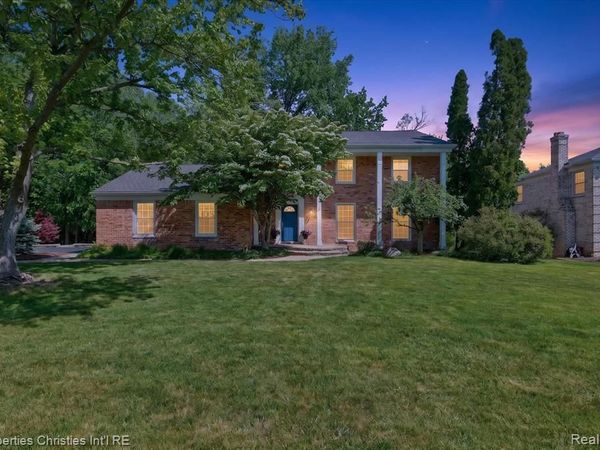 4352 Greenstown Drive , West Bloomfield Twp, MI 48323