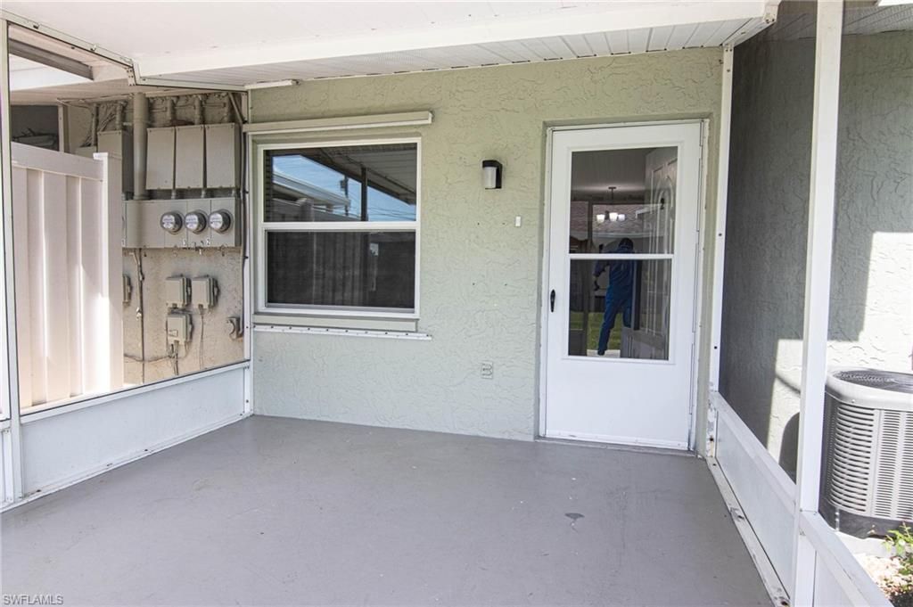 624 SE 13th St, Unit 1, Cape Coral, FL 33990 Photo