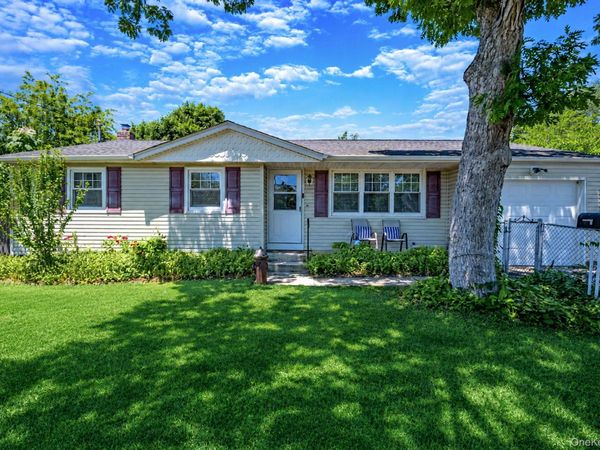 345 Earle Street , Central Islip, NY 11722
