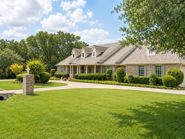 710 Glenwood Circle, Fairview, TX 75069