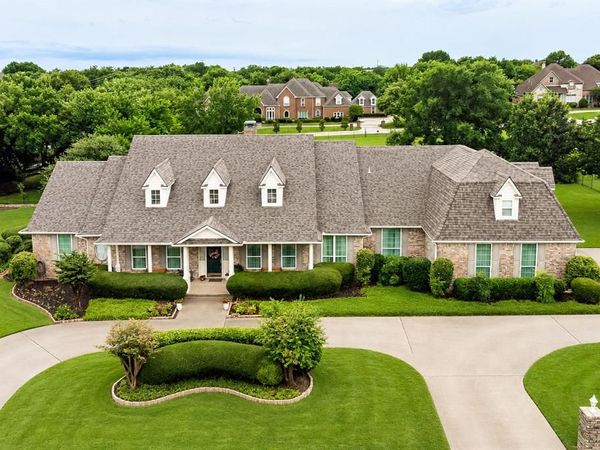 710 Glenwood Circle, Fairview, TX 75069