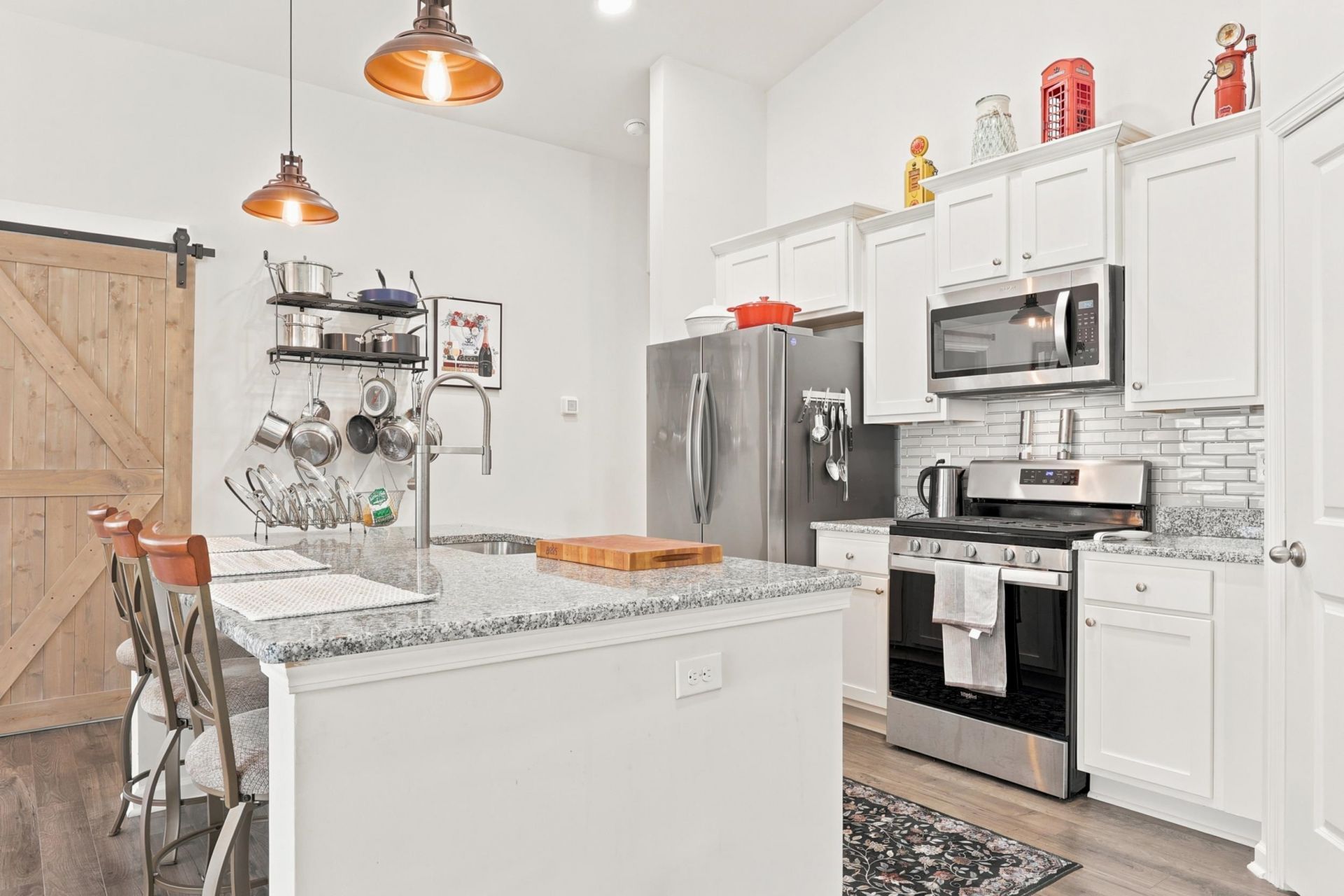 323 Logan St.  Photo 22