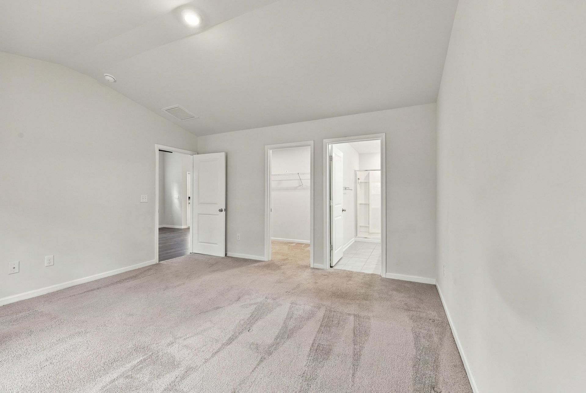 323 Logan St. Photo 22