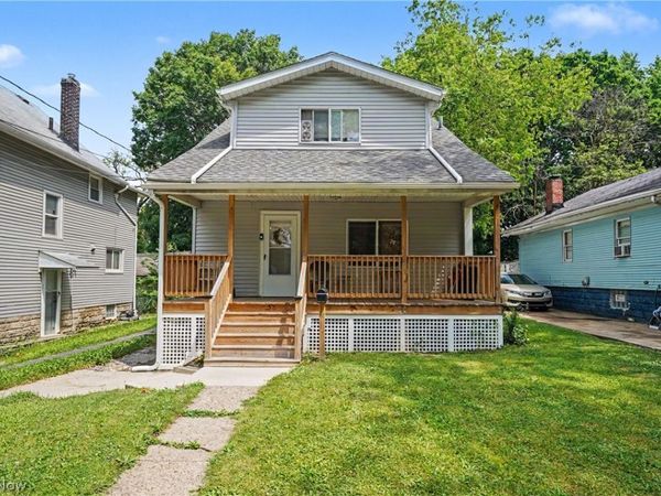 811 E Crosier Street , Akron, OH 44306