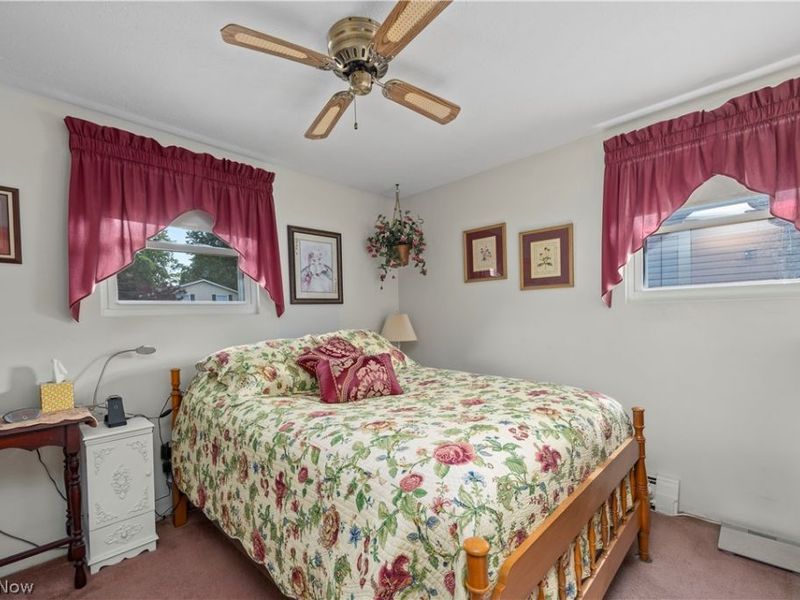 829 Delaware Avenue , Elyria, OH 44035 Photo 13