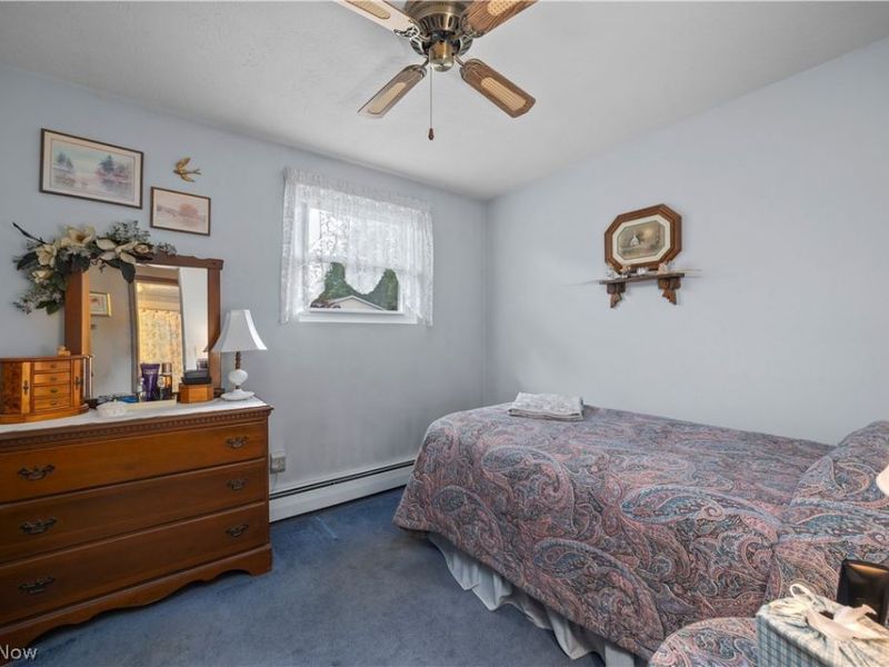 829 Delaware Avenue , Elyria, OH 44035 Photo 19