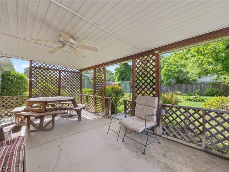 829 Delaware Avenue , Elyria, OH 44035 Photo 28