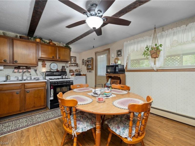 829 Delaware Avenue , Elyria, OH 44035 Photo 7