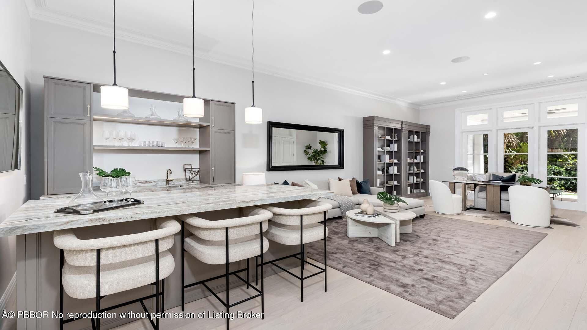 2315 S Ocean Boulevard, Palm Beach, FL 33480 Photo