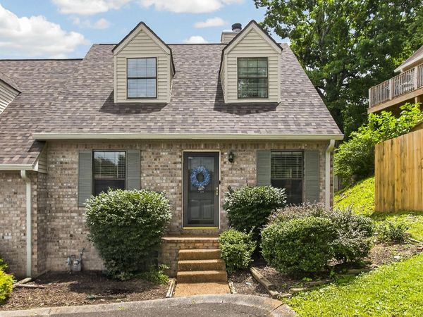 400 Deerpoint Cir , Unit 400, Hendersonville, TN 37075