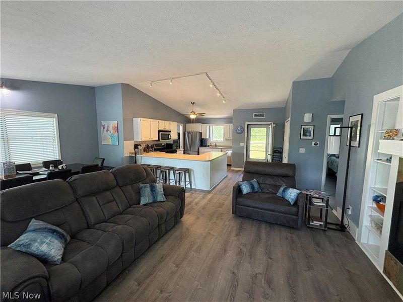 2396 Plum Creek Drive , Roaming Shores, OH 44084 Photo 5