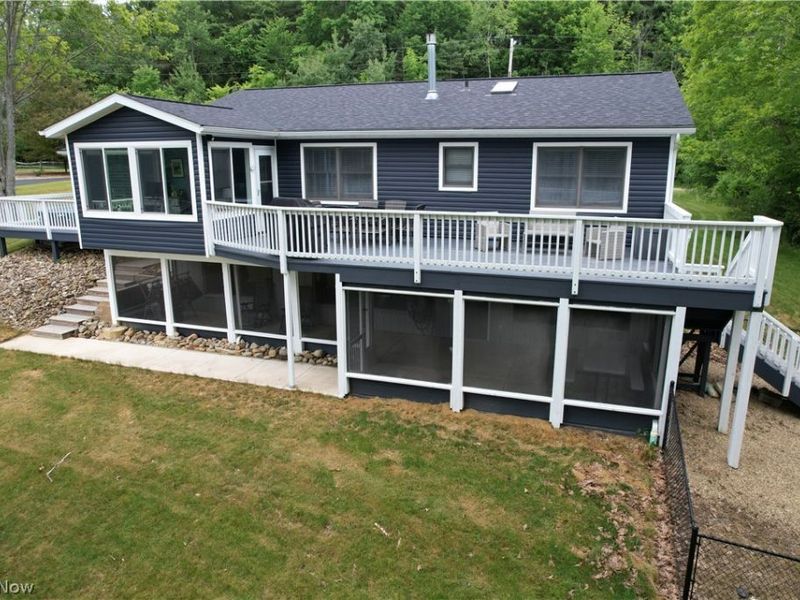 2396 Plum Creek Drive, Roaming Shores, OH 44084 Photo 5