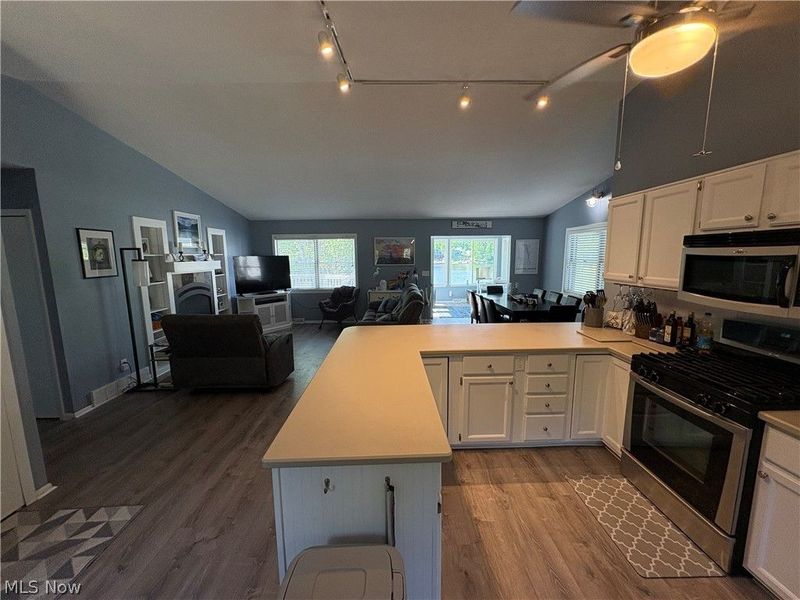 2396 Plum Creek Drive , Roaming Shores, OH 44084 Photo 7