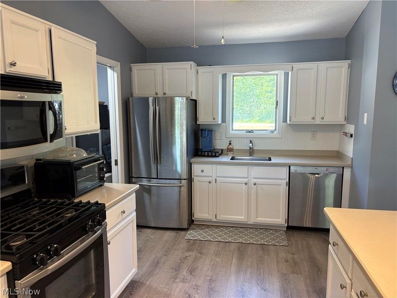 2396 Plum Creek Drive , Roaming Shores, OH 44084 Photo 8
