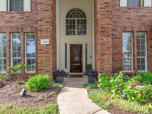 130 Clover Leaf CV, Buda, TX 78610