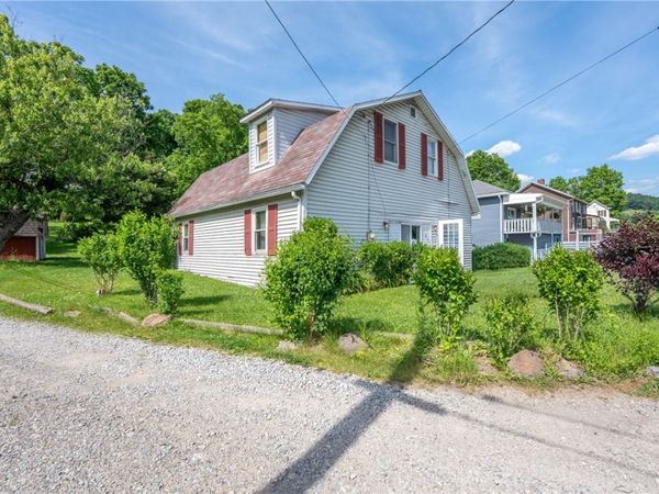 3707 State Route 136 , Greensburg, PA 15601