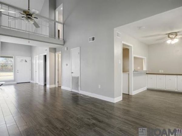 4932 Alvin Dark Ave, Baton Rouge, LA 70820