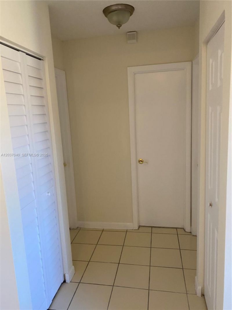3566 W 80th St , Unit 202-57, Hialeah, FL 33018 Photo