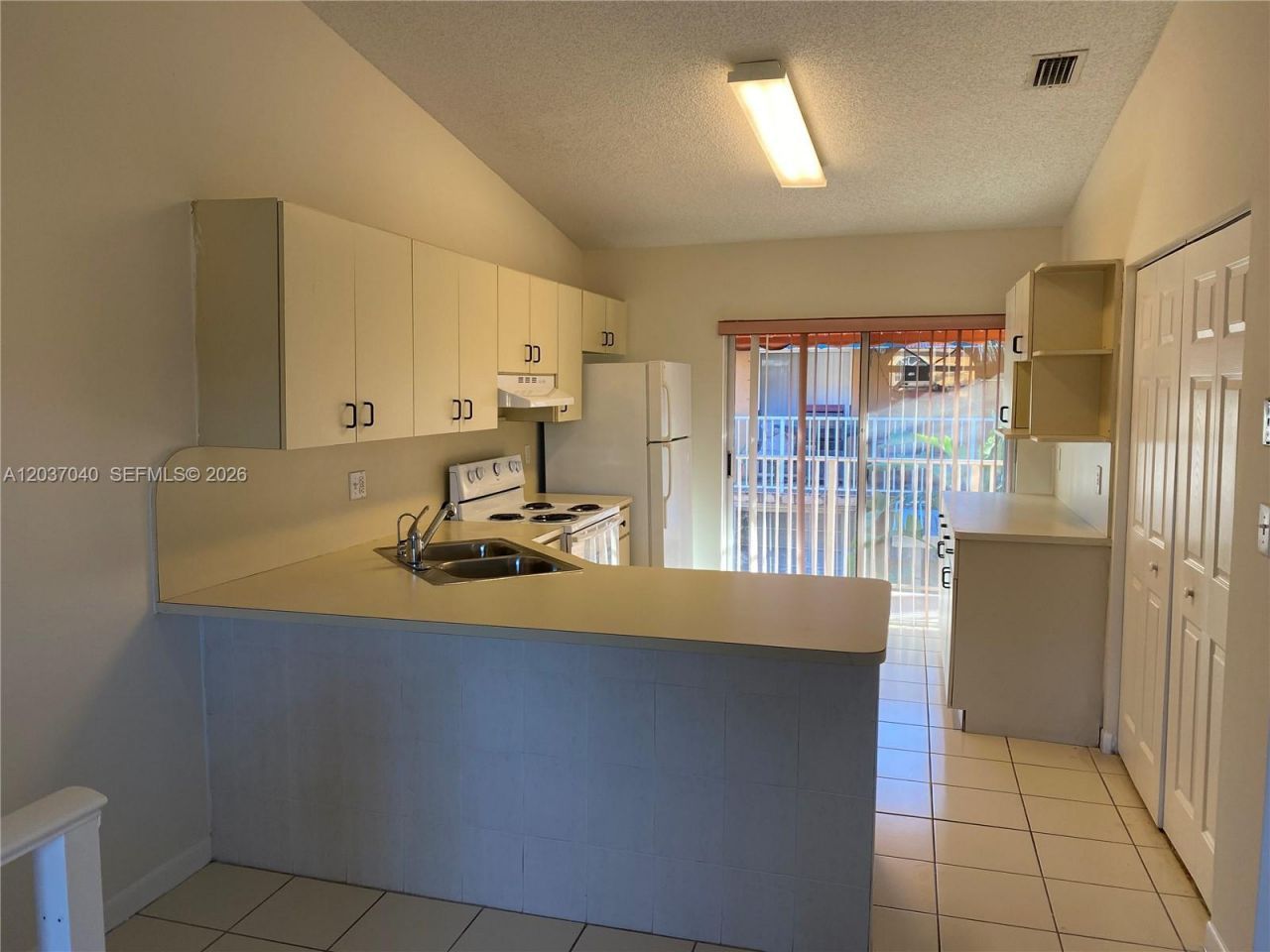3566 W 80th St , Unit 202-57, Hialeah, FL 33018 Photo