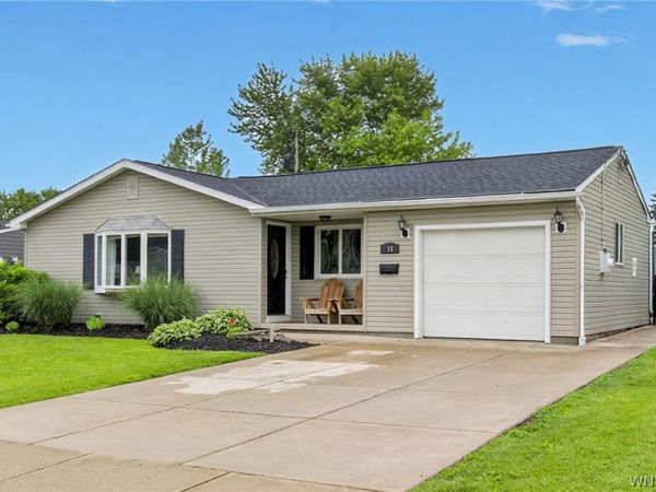 12 Sylvia Drive, Depew, NY 14043