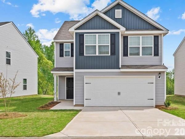 1305 Nia Road , Charlotte, NC 28215