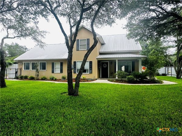 693 Garcitas Creek Road, Inez, TX 77968