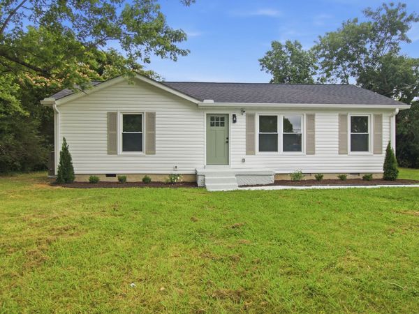 198 N Meribeth Ln , Christiana, TN 37037