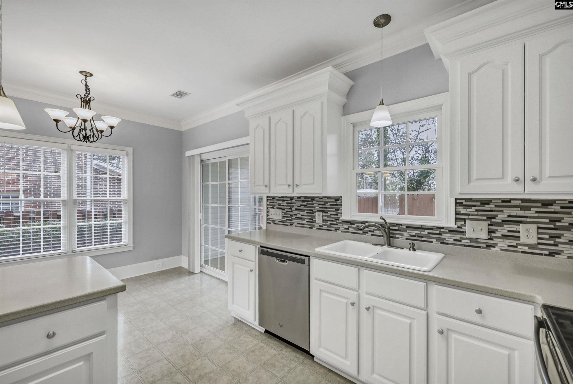 221 Ivy Park Lane  Photo 10