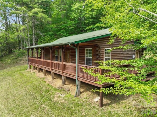 439 Upper Pig Pen Road, Green Mountain, NC 28740