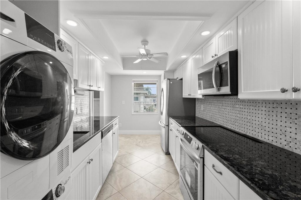 1166 6th Avenue, Unit A6, Vero Beach, FL 32960 Photo